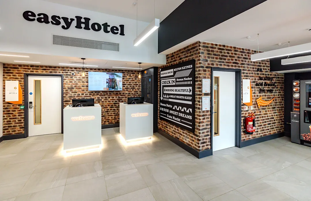 Easyhotel Milton Keynes-1